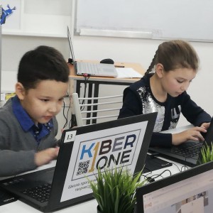 KiberOne объявляет набор юных программистов в Усть-Каменогорске - Школа программирования для детей, компьютерные курсы для школьников, начинающих и подростков - KIBERone г. Костанай